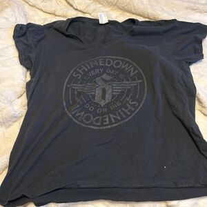 SHINEDOWN xxl  Black Graphic Tee